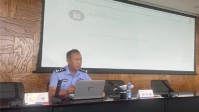 筑牢安全防线 守护生命出行——安博网页版开展交通安全普法培训